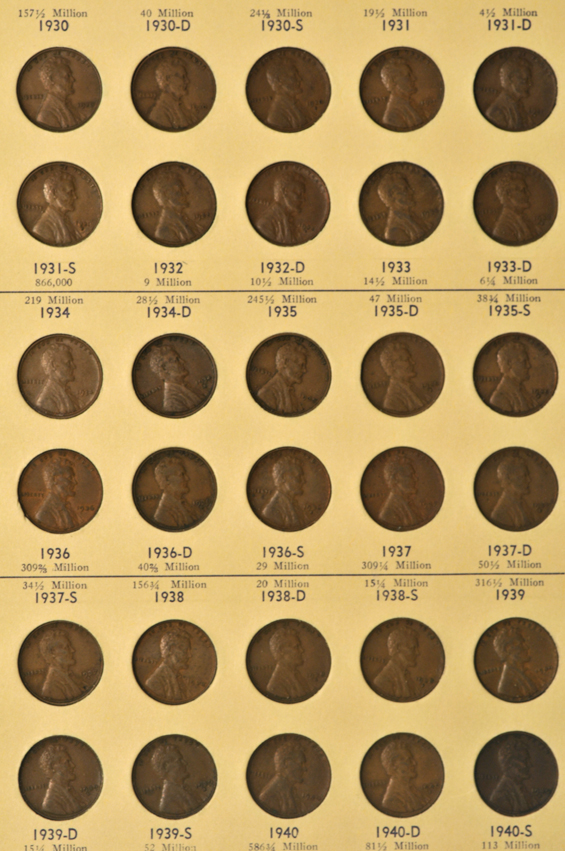 Nearly complete collection of Lincoln cents through 1940-S (no 1922 plain) in a Library of Coins album