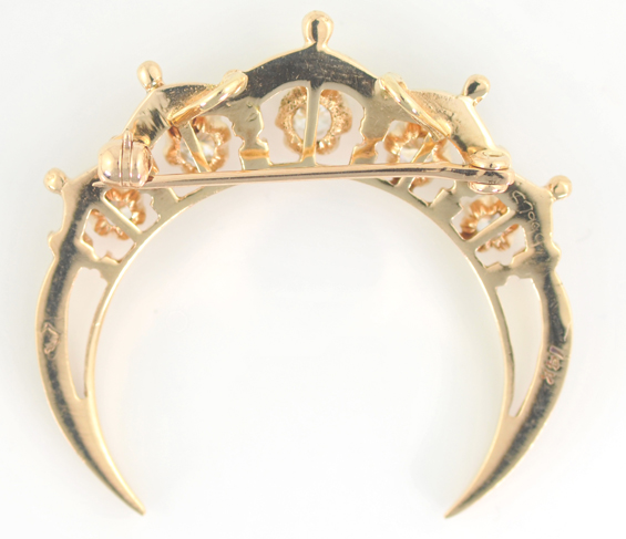 14K Yellow Gold Crescent Moon Pin