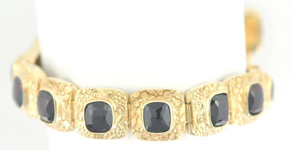 14K Yellow Gold Garnet Bracelet