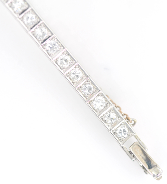 14K White Gold Diamond Bracelet 