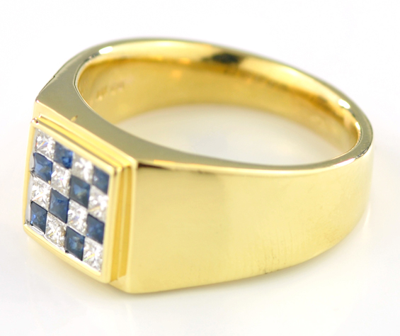 18K Yellow Gold Gents Ring