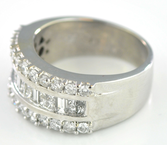 14K White Gold Diamond Band