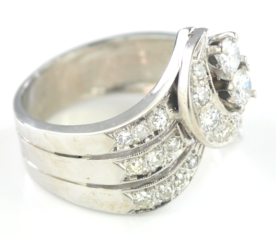14K White Gold Diamond Ring