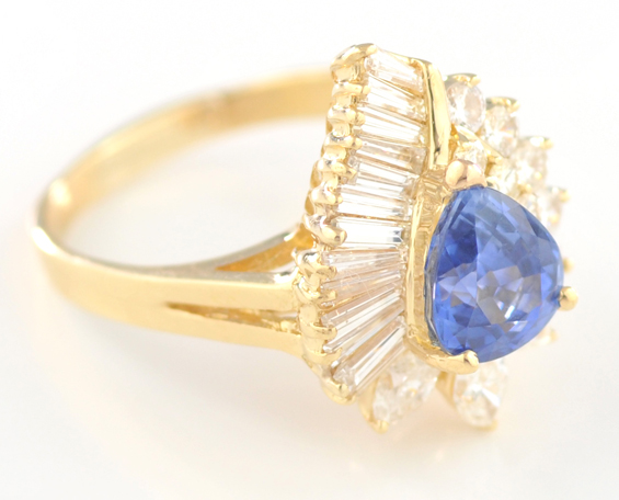 18K Yellow Gold Tanzanite Ring