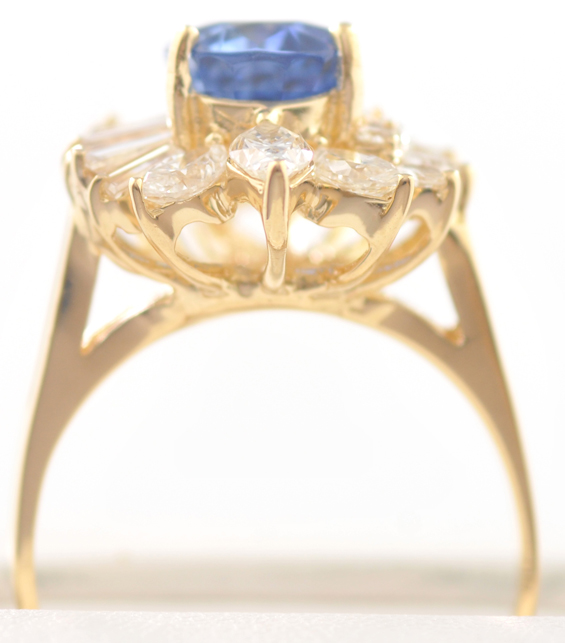 18K Yellow Gold Tanzanite Ring