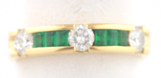 18K Yellow Gold Diamond and Emerald Band