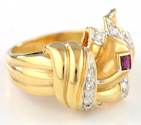 18K Diamond and Ruby Ring