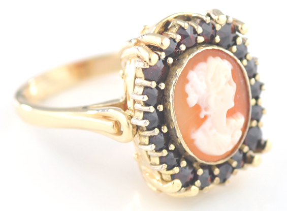 14K Yellow Gold Cameo Ring