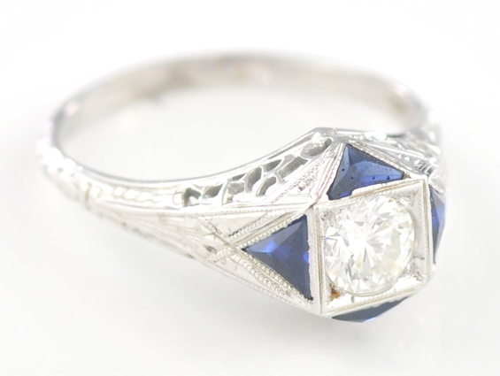 18K White Gold Sapphire and Diamond Ring