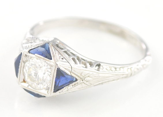 18K White Gold Sapphire and Diamond Ring