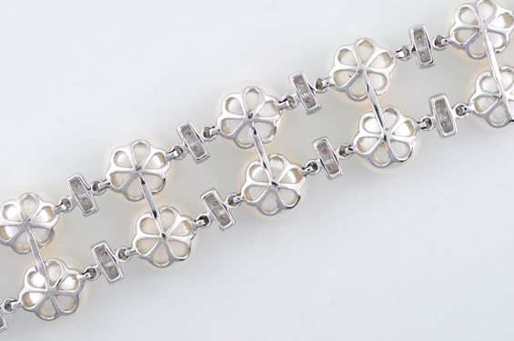 14K White Gold Pearl Bracelet