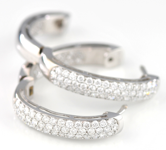 18K White Gold Diamond Hoop Earrings