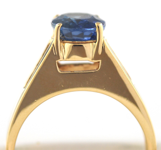 18K Yellow Gold Diamond and Sapphire Ring