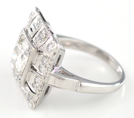 14K White Gold Diamond Ring