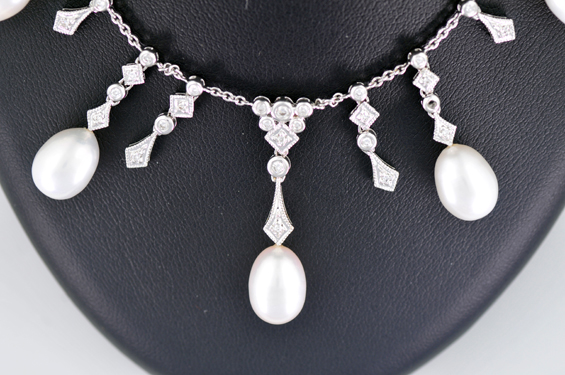 14K White Gold Diamond and Pearl Necklace