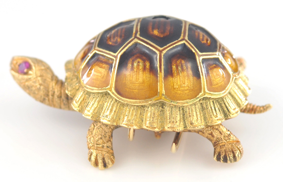 18K Brown Enamel Turtle Pin