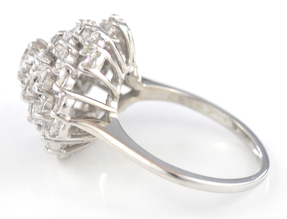 14K White Gold Diamond Ring