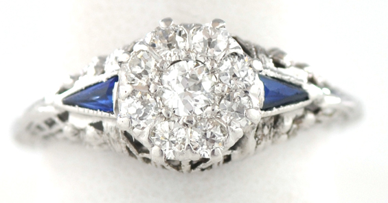 18K White Gold Vintage Diamond Cluster Ring