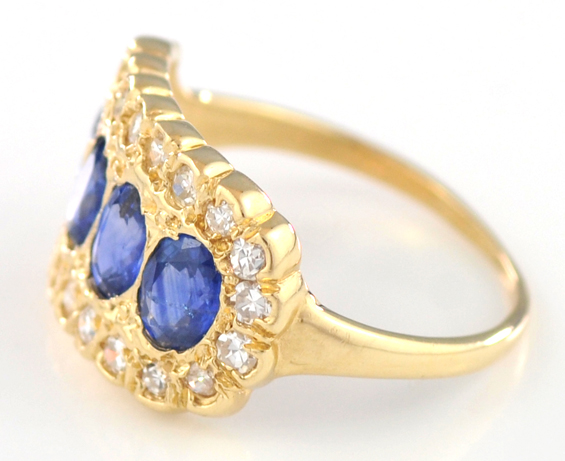 14K Yellow Gold Vintage Sapphire Ring