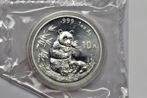 China - Group of nine 1oz silver Chinese Pandas