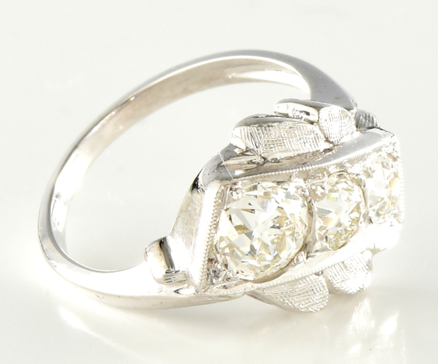 14K White Gold Vintage Diamond Ring 