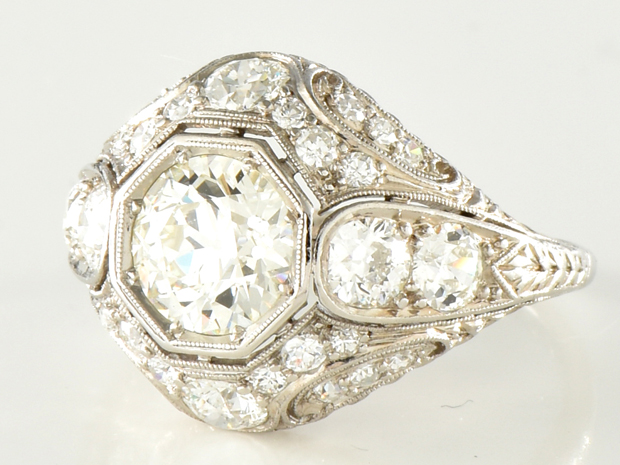 Platinum Vintage Diamond Ring