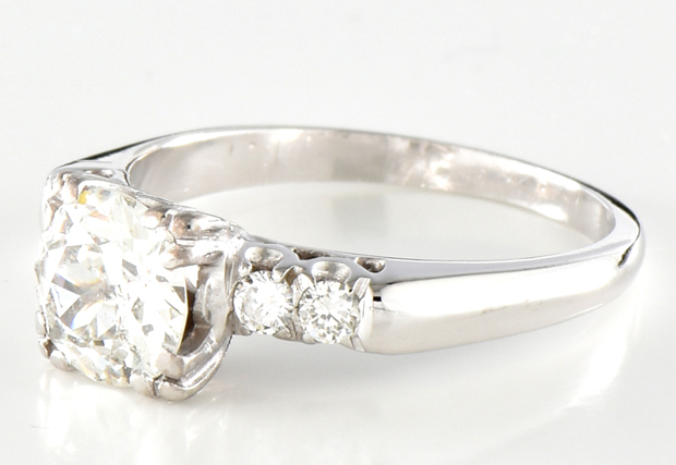 14K White Gold Vintage Diamond Engagement Ring 