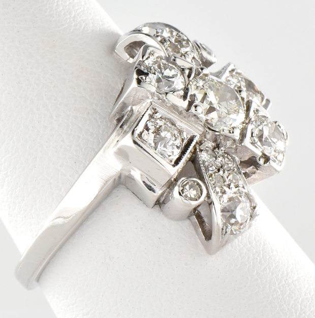 14K White Gold Vintage Diamond Ring