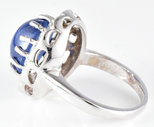 14K White Gold Star Sapphire Ring