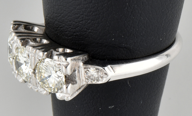 14K White Gold Vintage Three Stone Ring