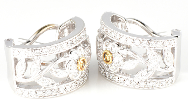 18K Simon G. Diamond Earrings
