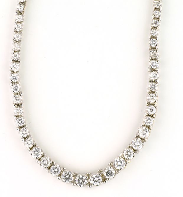 14K White Gold Graduated Diamond Tennis Necklace
