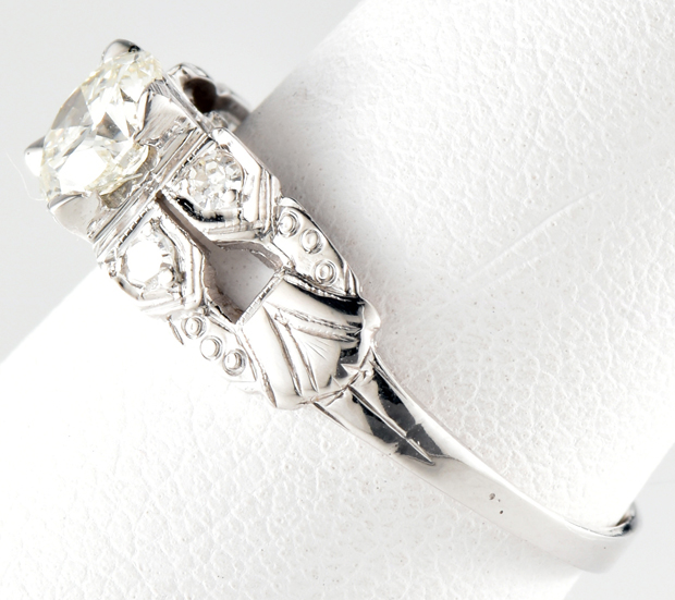 14K White Gold Diamond Ring