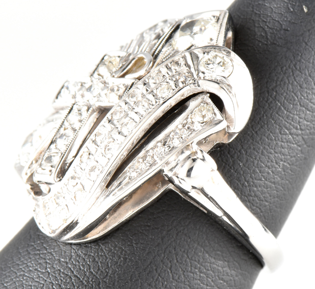 14K White Gold Diamond Ring