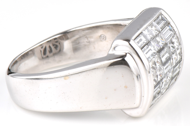14K White Gold Diamond Cluster Ring