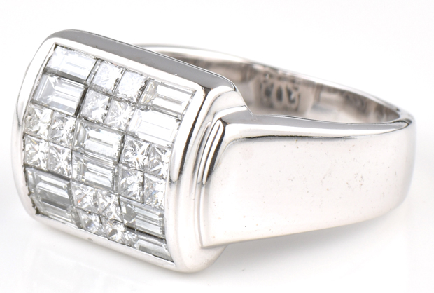 14K White Gold Diamond Cluster Ring