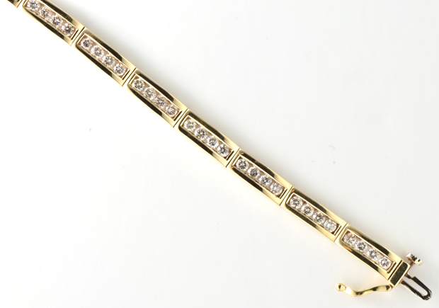 14K Yellow Gold Diamond Bracelet