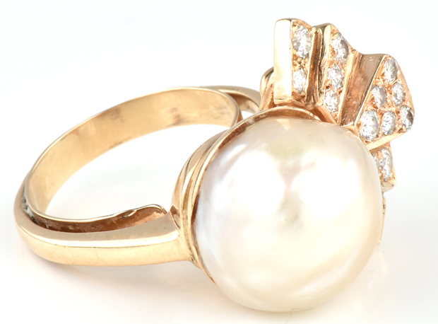 18K Yellow Gold Pearl Ring