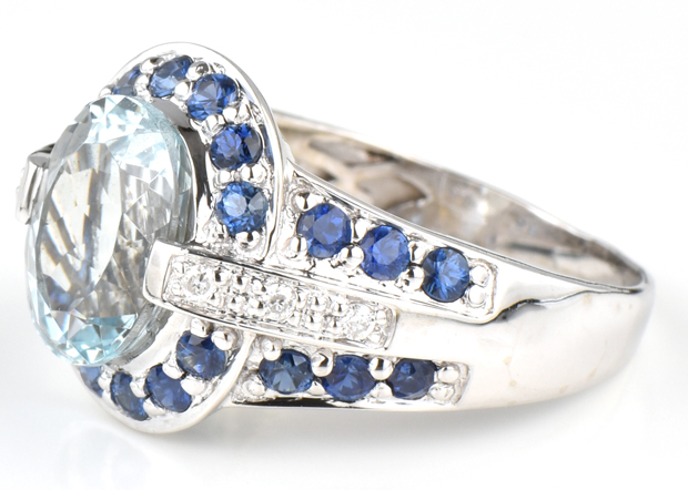 14K White Gold Aquamarine and Sapphire Ring 