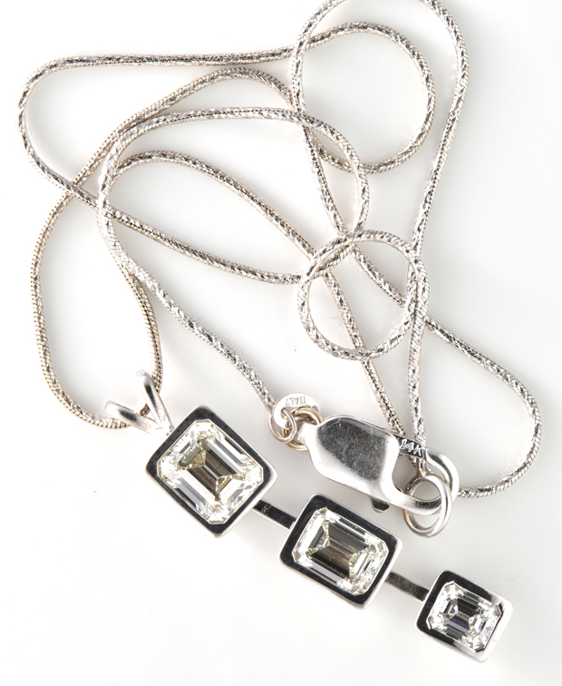 14K White Gold Diamond Necklace