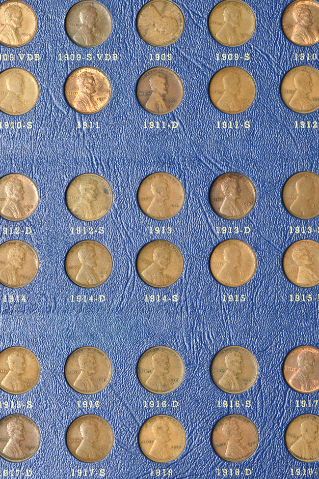 Partial collections of Lincoln cents including a 1909-S VDB and other semi-keys