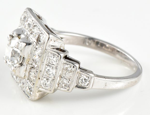 18K White Gold Diamond Ring