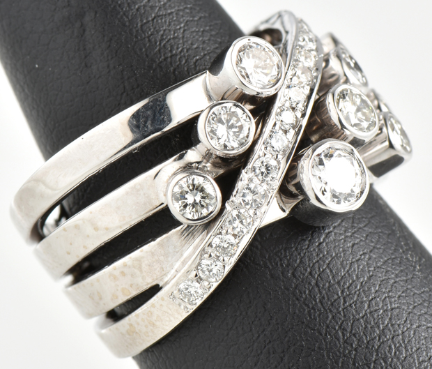 14K White Gold Diamond Ring