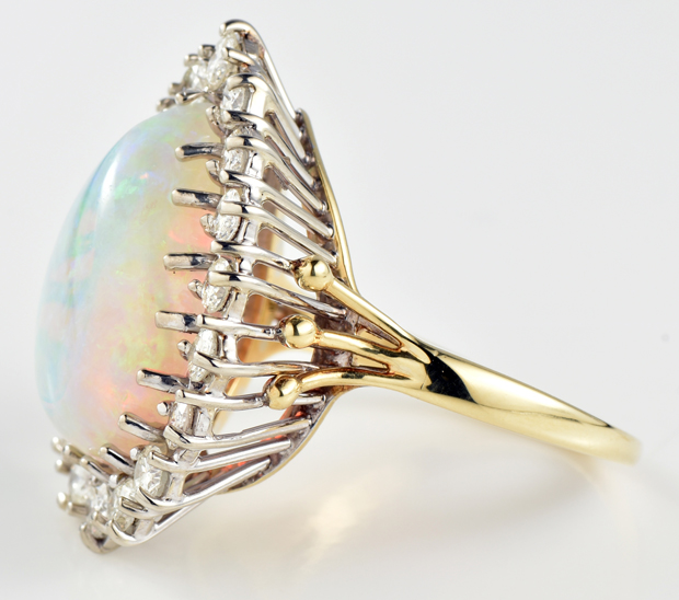 18K Yellow Gold Opal Ring