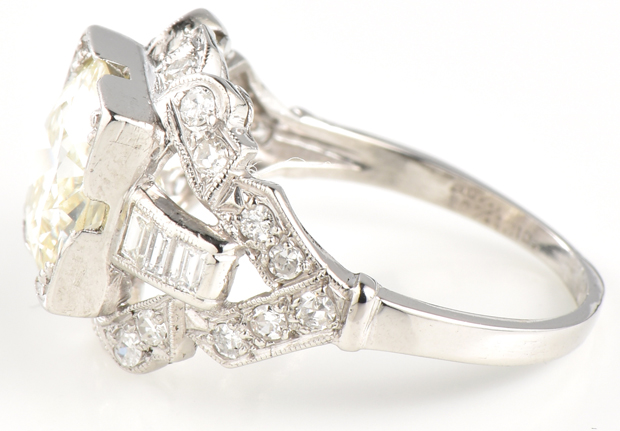 Platinum Vintage Diamond Ring