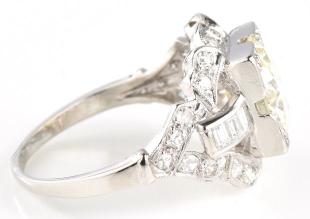 Platinum Vintage Diamond Ring