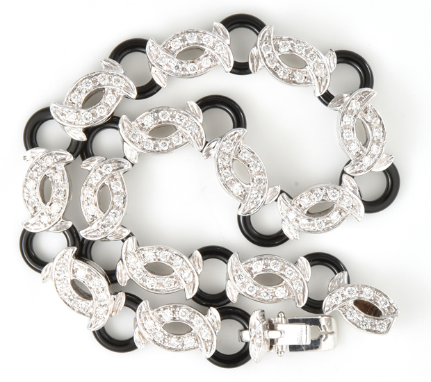 18K White Gold Diamond and Black Onyx Bracelet 