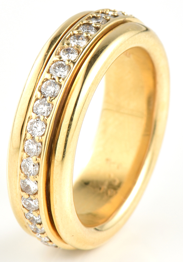 18K Yellow Gold Diamond Band 