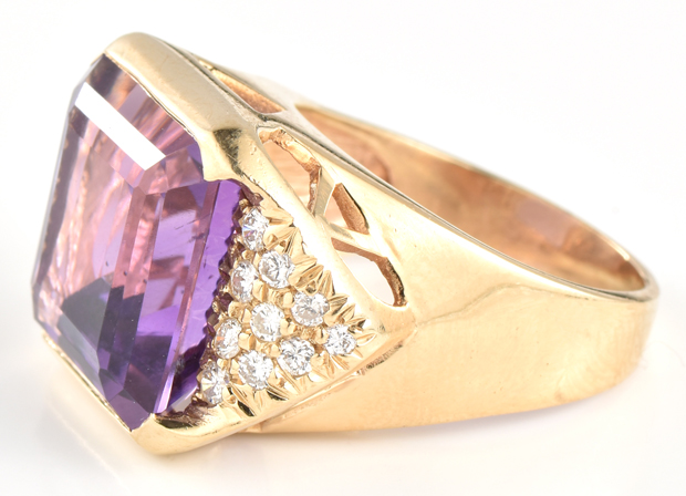 14K Yellow Gold Amethyst Ring 