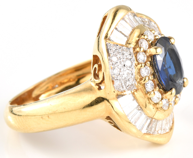 18K Yellow Gold Sapphire and Diamond Ring